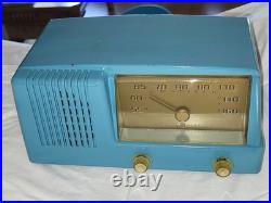 Turquoise Blue Model #412 GE Vintage Tube Radio Turquoise Blue Model #412 GE Vintage Tube Radio