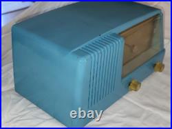 Turquoise Blue Model #412 GE Vintage Tube Radio Turquoise Blue Model #412 GE Vintage Tube Radio