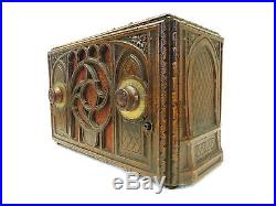 VINTAGE 1930s BEAUTIFUL RCA ORNATE ANTIQUE CARVED WOOD STYLE OLD WORKING RADIO