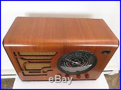 VINTAGE 1930s OLD AIRLINE ANTIQUE GREEN EYE CHROME CHASSIS ART DECO RADIO