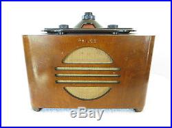 VINTAGE 1930s OLD PHILCO DEPRESSION ERA MACHINE AGE RADIO & BAKELITE TOP TUNING