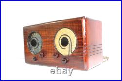 VINTAGE 1930s OLD WILCOX GAY MID CENTURY ART DECO DEPRESSION ERA ANTIQUE RADIO