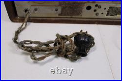 VINTAGE 1930s OLD WILCOX GAY MID CENTURY ART DECO DEPRESSION ERA ANTIQUE RADIO