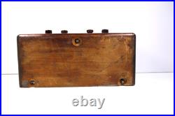 VINTAGE 1930s OLD WILCOX GAY MID CENTURY ART DECO DEPRESSION ERA ANTIQUE RADIO
