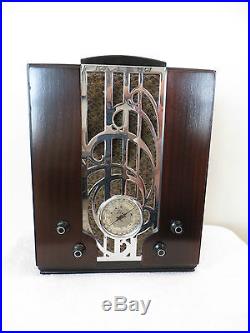 VINTAGE 1930s OLD ZENITH ART DECO MID CENTURY MACHINE AGE CHROME WOOD TUBE RADIO