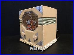 VINTAGE 1933 OLD WALT DISNEY EMERSON RARE MICKEY MOUSE GREEN AND IVORY RADIO