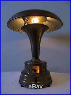 Vintage 1939 Brass Depression Era Antique Lamp Radio & All Works On This Beauty