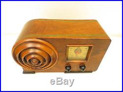 Vintage 1939 Near Mint Emerson Art Deco Old MID Century Ingraham Bullseye Radio