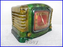 VINTAGE 1940s ART DECO MID CENTURY BAKELITE RADIO SWIRLED CATALIN COLORS