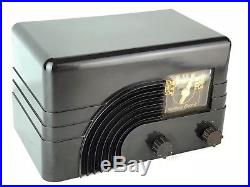 VINTAGE 1940s ART DECO NORTHERN ELECTRIC WATERFALL BAKELITE ANTIQUE TUBE RADIO