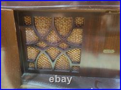 VINTAGE 1940s Brunswick Wood Tabletop TUBE RADIO Tested Works! Very Rare