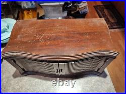 VINTAGE 1940s Brunswick Wood Tabletop TUBE RADIO Tested Works! Very Rare