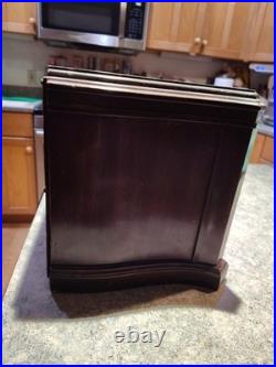 VINTAGE 1940s Brunswick Wood Tabletop TUBE RADIO Tested Works! Very Rare