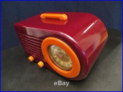 VINTAGE 1940s FADA ART DECO OLD CATALIN BAKELITE MID CENTURY ANTIQUE TUBE RADIO