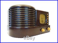VINTAGE 1940s GREAT OLD ZENITH ART DECO ANTIQUE BAKELITE TUBE RADIO NO CRACKS