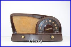 VINTAGE 1940s TRUETONE ART DECO OLD MID CENTURY MODERN BOOMERANG ANTIQUE RADIO VINTAGE 1940s TRUETONE ART DECO OLD MID CENTURY MODERN BOOMERANG ANTIQUE RADIO