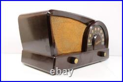 VINTAGE 1940s TRUETONE ART DECO OLD MID CENTURY MODERN BOOMERANG ANTIQUE RADIO VINTAGE 1940s TRUETONE ART DECO OLD MID CENTURY MODERN BOOMERANG ANTIQUE RADIO