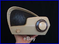 VINTAGE 1949 PHILCO ANTIQUE JETSONS ATOMIC MID CENTURY OLD RETRO TUBE RADIO