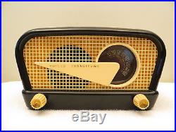 Vintage 1949 Philco Old Antique Radio MID Century Modernistic Jetsons No Cracks