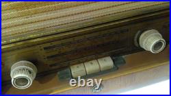 VINTAGE 1950S RCA VICTOR BROADCAST RECEIVER Tube RADIO MODEL 67QR53W WORKING