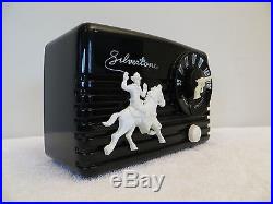 VINTAGE 1950 OLD SILVERTONE WESTERN COWBOY ANTIQUE MID CENTURY GUN TUNING RADIO