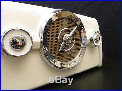 VINTAGE 1950s CROSLEY MID CENTURY ANTIQUE CHROME TRIM DASHBOARD MOTIF TYPE RADIO
