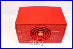 VINTAGE 1950s JET AGE MICHELL SOLID ATOMIC RED CRACK FREE OLD ANTIQUE TUBE RADIO