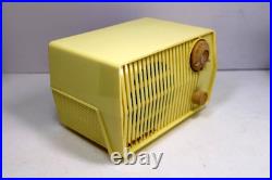VINTAGE 1950s ORIGINAL YELLOW ADMIRAL ATOMIC MID CENTURY ANTIQUE BAKELITE RADIO