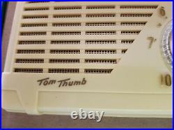VINTAGE 1950s TOM THUMB 528 HYBRID SUBMINIATURE TUBE RADIO