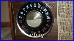 VINTAGE 1960s ZENITH MODEL MJ1035-1 LONG DISTANCE STEREO AM FM RADIO with SPEAKER