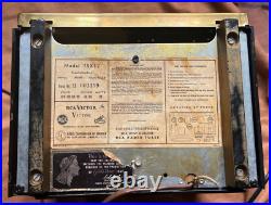 VINTAGE 40s RCA VICTOR OLD ORIENTAL ASIAN GARDEN ANTIQUE BAKELITE TUBE RADIO