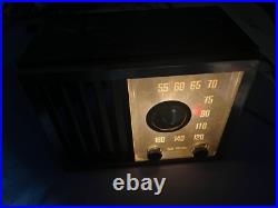 VINTAGE 40s RCA VICTOR OLD ORIENTAL ASIAN GARDEN ANTIQUE BAKELITE TUBE RADIO