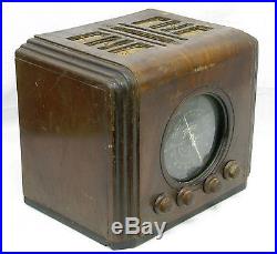 Vintage Art Deco Zenith Black Dial Tube Radio