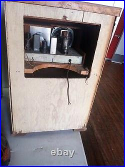 VINTAGE Antique COIN RADIO OF AMERICA Hotel RADIO Coin Operated Tube FOR PARTS