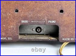 VINTAGE Art Deco BAKELITE ZENITH VACUUM TUBE RADIO Phono Input Original Plug