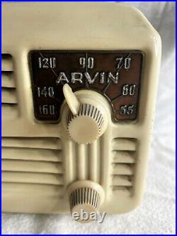 VINTAGE Arvin 444A Tube Radio 1947 WHITE