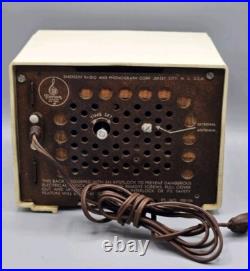 VINTAGE Emerson Telechron Clock Tube AM Radio, Model 700126 VINTAGE Emerson Telechron Clock Tube AM Radio, Model 700126