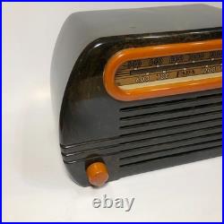 VINTAGE FADA 252 TEMPLE CATALIN TUBE RADIO GREEN SWIRL (Case Has Crack)