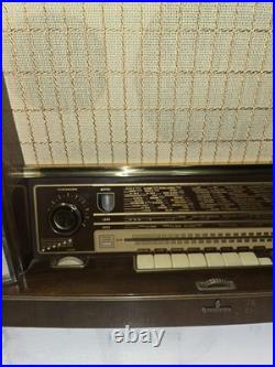 VINTAGE GERMAN SIEMENS SCHATULLE H52 tube radio (For REPAIR) VINTAGE GERMAN SIEMENS SCHATULLE H52 tube radio (For REPAIR)