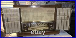 VINTAGE GERMAN SIEMENS SCHATULLE H52 tube radio (For REPAIR) VINTAGE GERMAN SIEMENS SCHATULLE H52 tube radio (For REPAIR)