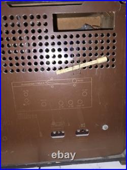 VINTAGE GERMAN SIEMENS SCHATULLE H52 tube radio (For REPAIR) VINTAGE GERMAN SIEMENS SCHATULLE H52 tube radio (For REPAIR)