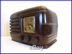 Vintage Old 1940 Crosley New York Worlds Fair Trylon & Perisphere Tube Radio