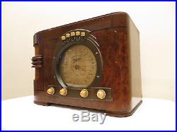 Vintage Old Excellent Original Antique Zenith Classic Stars & Stripes Tube Radio