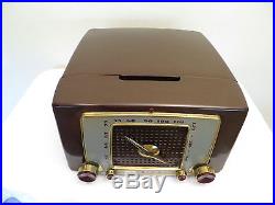 Vintage Old Zenith Cobra Twin Seven 2 Turntable Antique Radio Phonograph