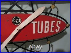 VINTAGE ORIGINAL 1950's RCA TUBES CLOCK ATOMIC CLOCK RUNS GREAT