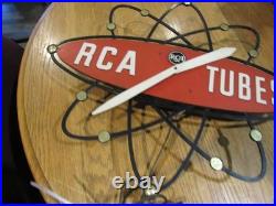 VINTAGE ORIGINAL 1950's RCA TUBES CLOCK ATOMIC CLOCK RUNS GREAT
