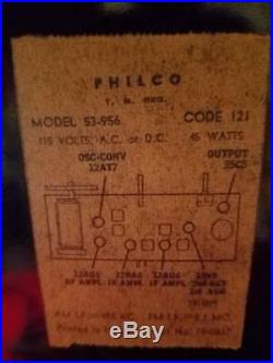 VINTAGE PHILCO AM/FM MODEL 53-956 TUBE RADIO BAKELITE 13.5x8.5x7.5 Working