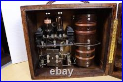 VINTAGE RCA RADIOLA II MODEL AR-800 RADIO VG CONDX with COVER & TUBES