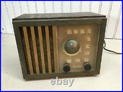 VINTAGE RCA Victor 75X15 tube radio 1947 VINTAGE Works