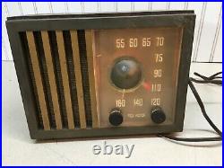 VINTAGE RCA Victor 75X15 tube radio 1947 VINTAGE Works